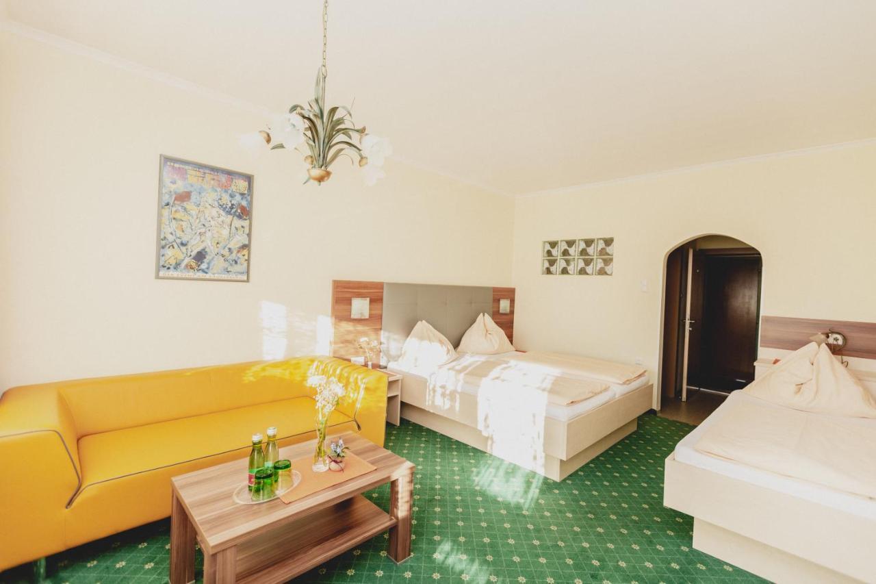 Gasthof Berghof Semmering Bagian luar foto